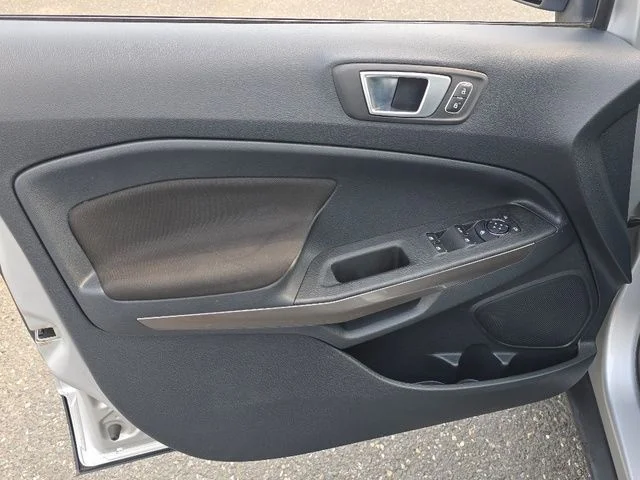 Used 2018 Silver Metallic Ford SE image 24