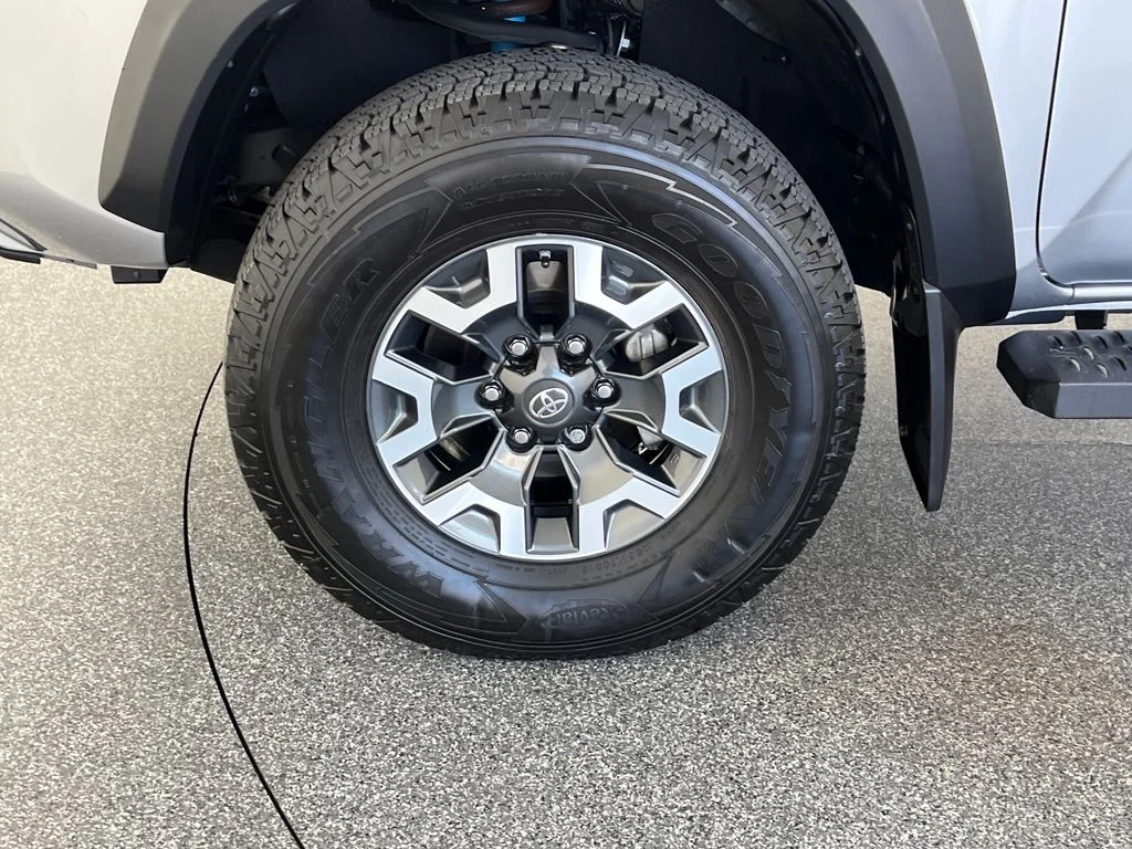 Used 2019 Silver Toyota TRD Off-Road image 27