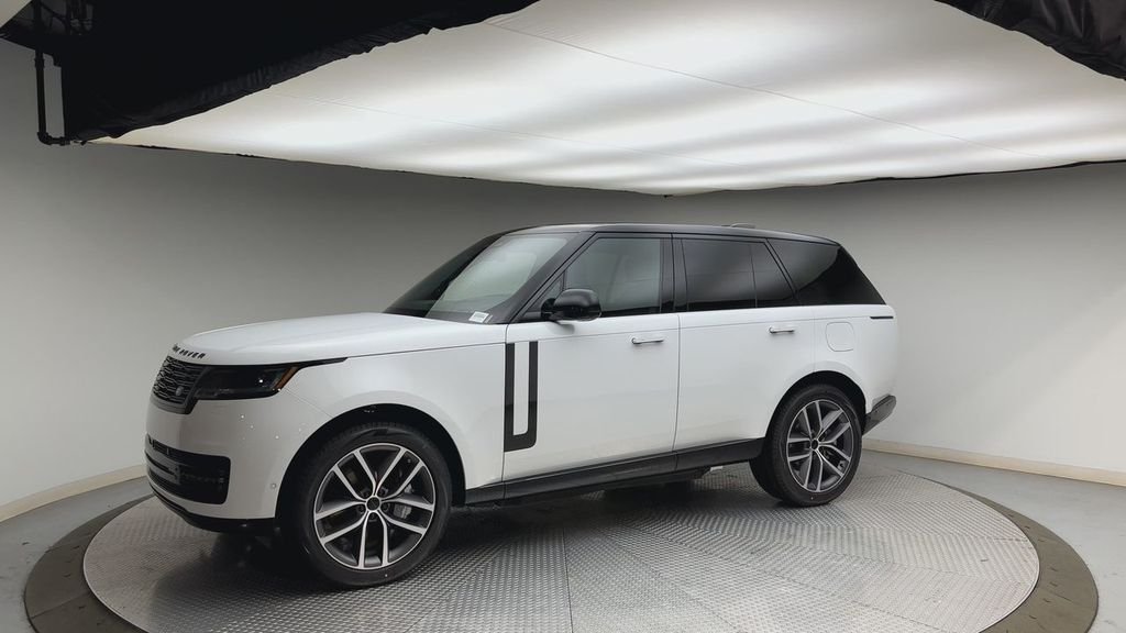 New 2026 Fuji White Land Rover SE image 6