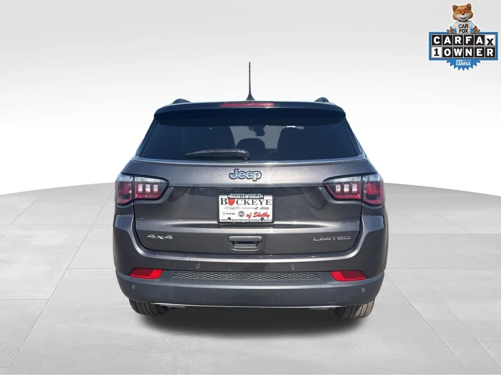 Used 2023 Gray Jeep Limited image 4