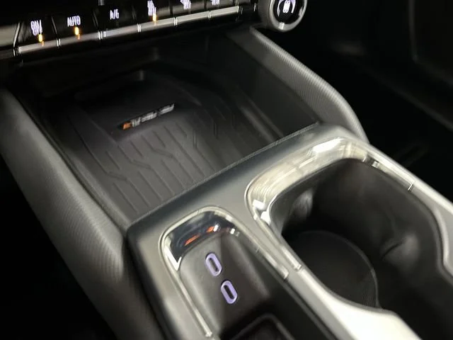 2026 Chevrolet Equinox EV RS - Photo 17