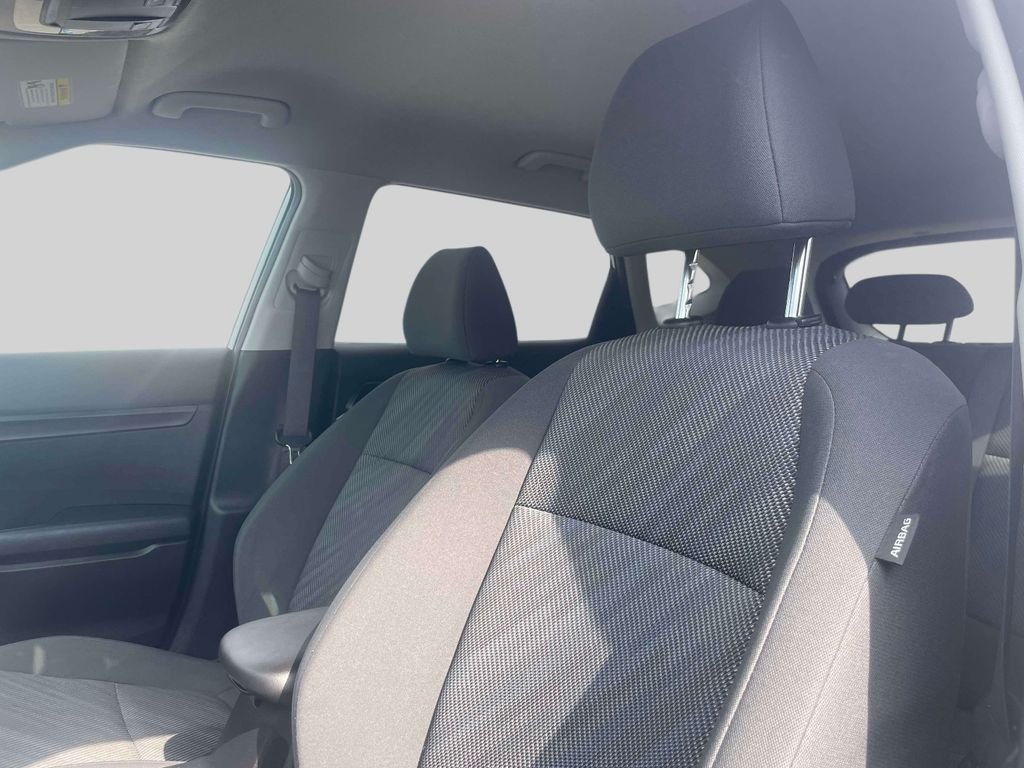 Used 2024 White Kia LX image 18
