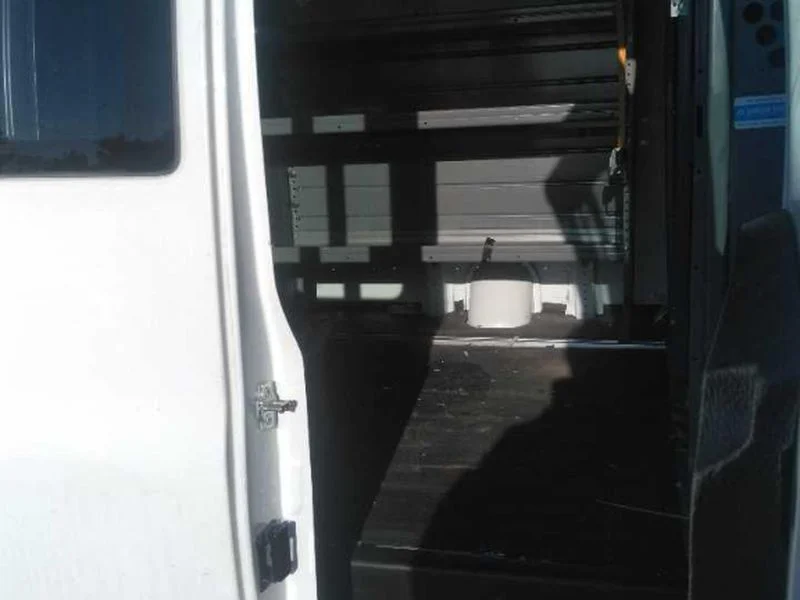 Used 2020 SUMMIT WHITE Chevrolet RWD 2500 Regular Wheelbase WT image 3
