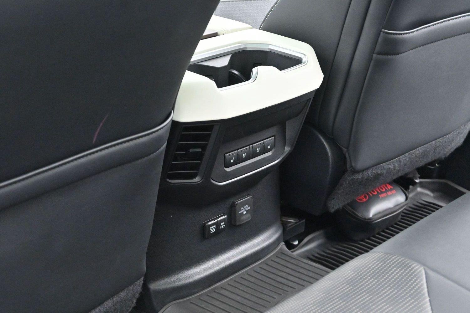 Used 2023 White Toyota Capstone Hybrid image 34