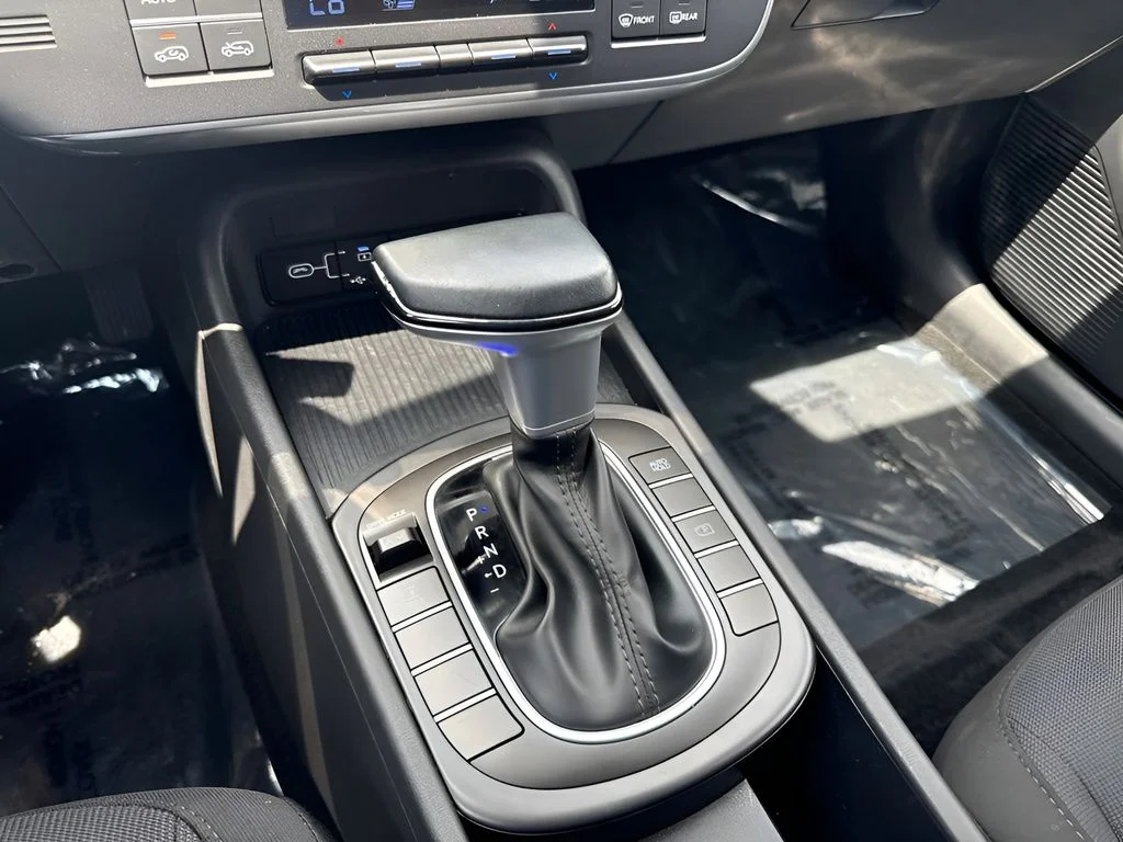Used 2025 Gray Hyundai SEL image 13