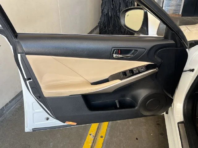 Used 2015 Starfire Pearl Lexus 250 image 28