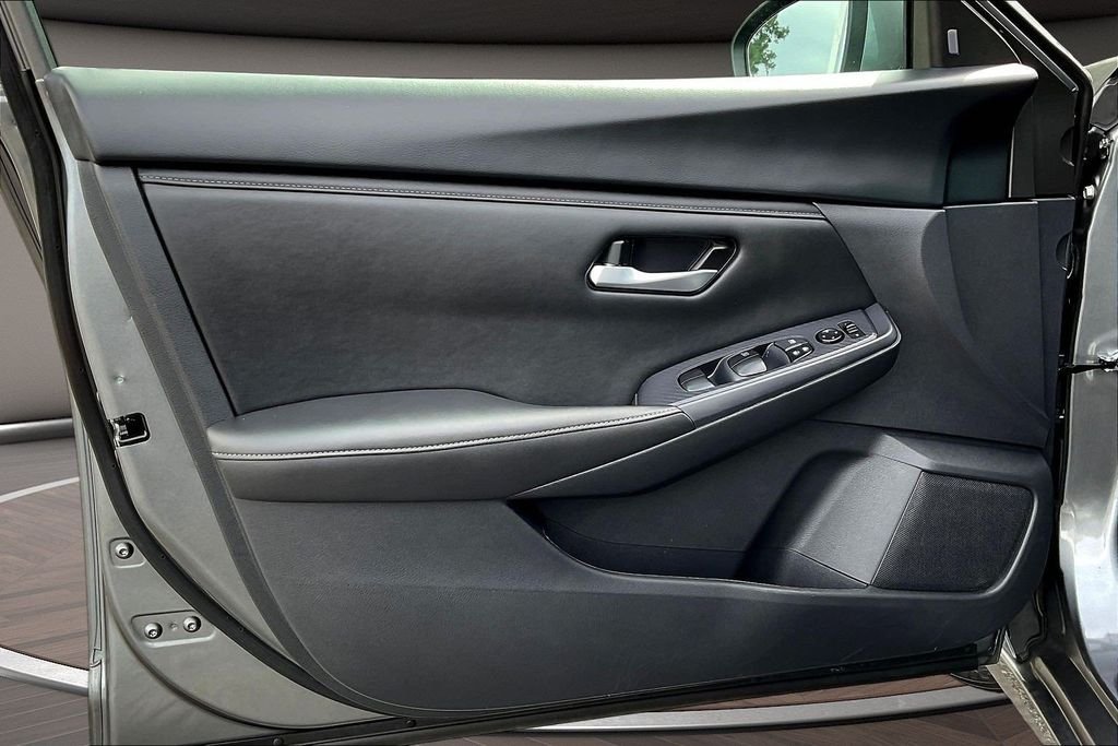 Used 2024 Gray Nissan SV image 23