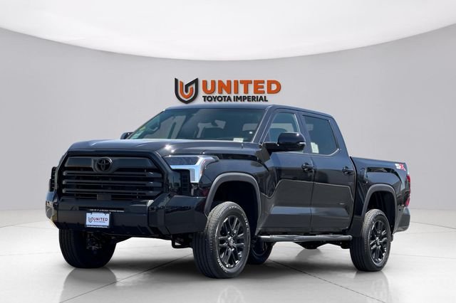 New 2026 Midnight Black Metallic Toyota  SR5 image 7