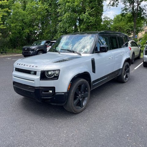 2023 Land Rover Defender 110 X-Dynamic SE