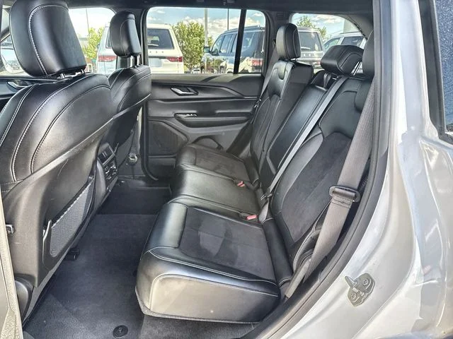 Used 2024 White Jeep Altitude image 21