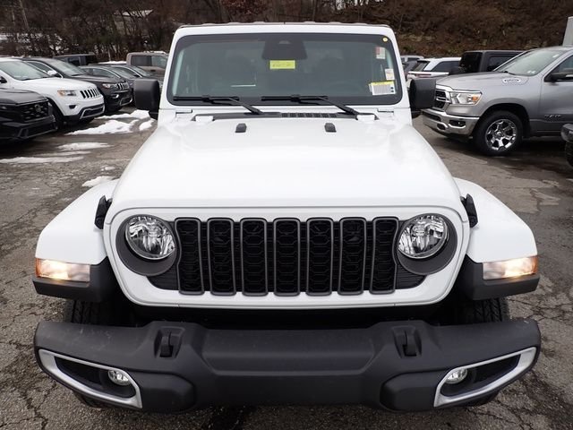 New 2026 Bright White Clear-Coat Exterior Paint Jeep Sport S image 10