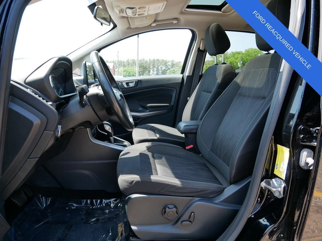 Used 2020 Black Ford SE image 14