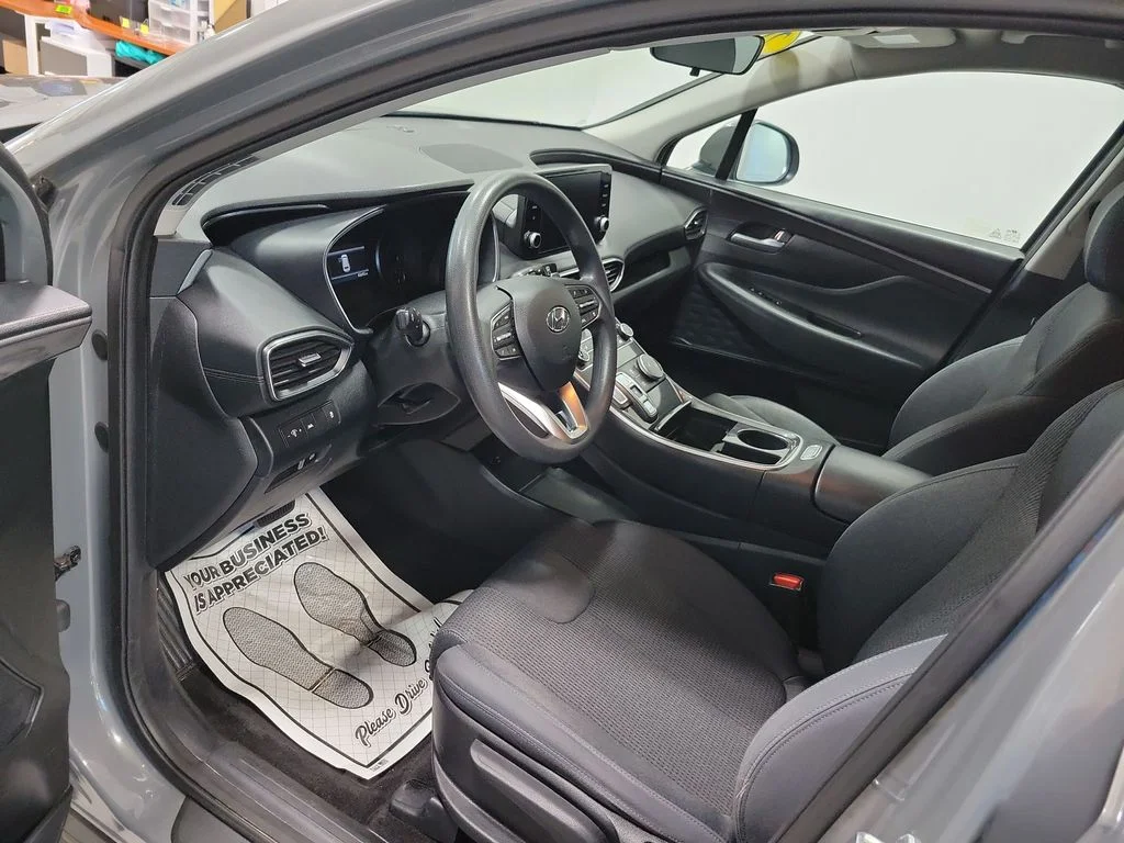 Certified Used 2021 Gray Hyundai SE image 24