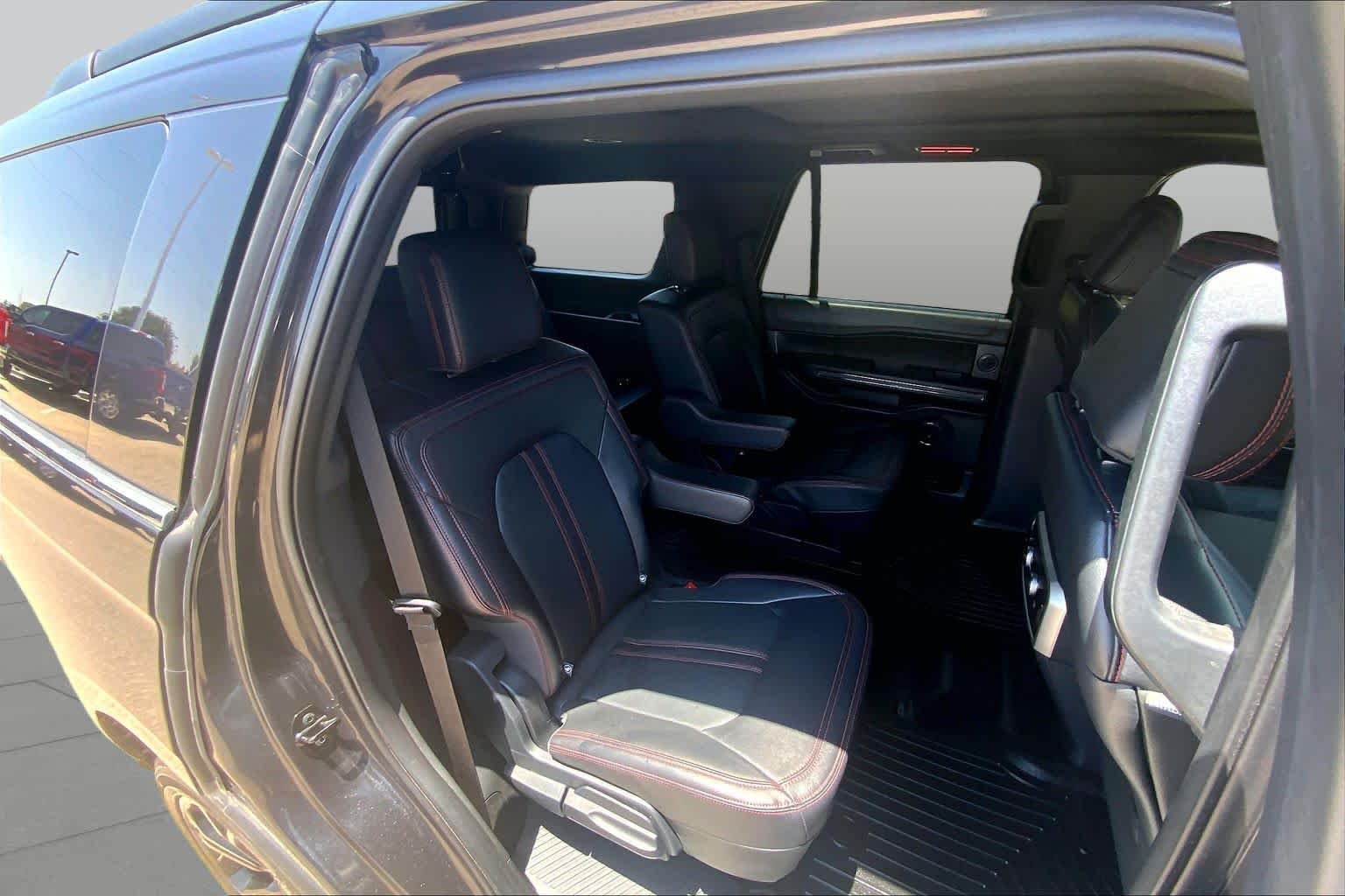 Used 2023 Dark Matter Gray Ford Limited image 20