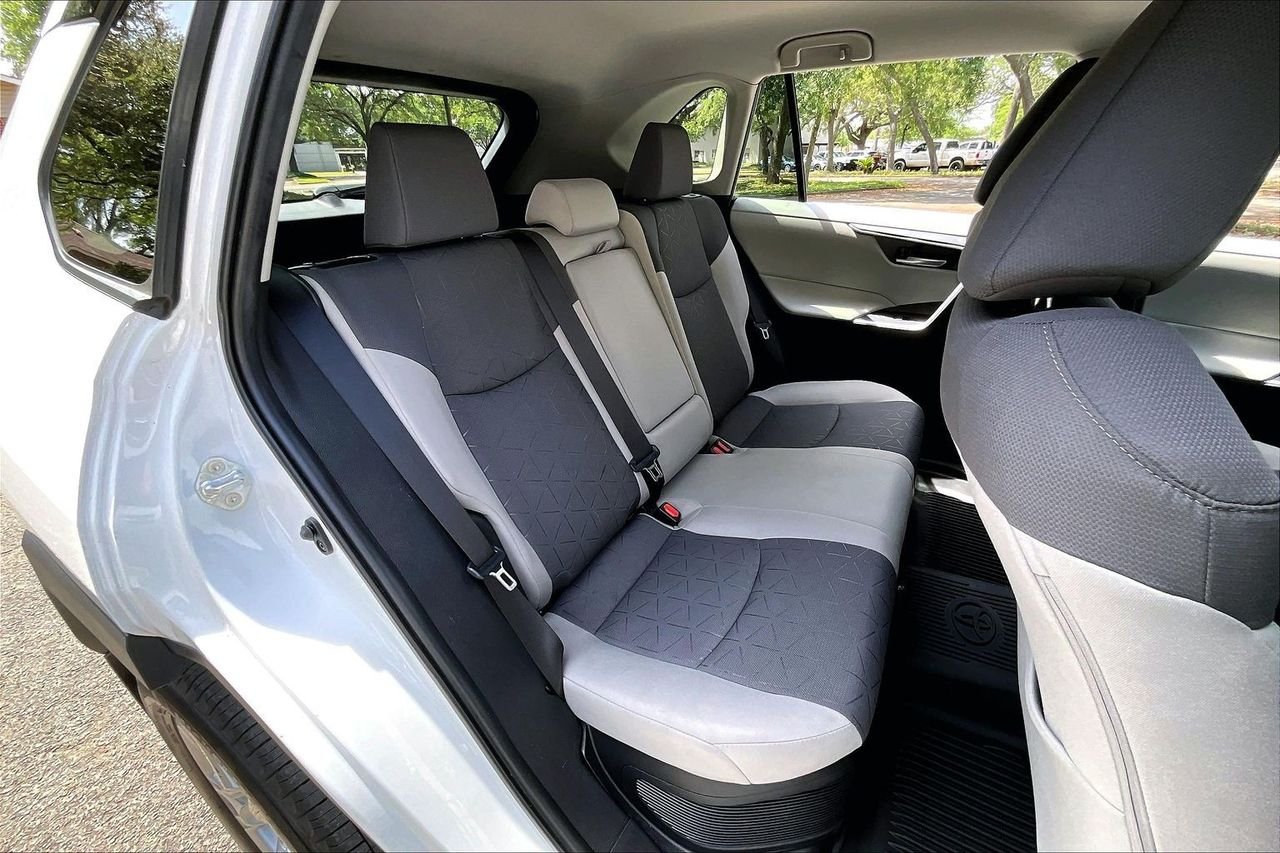 Used 2024 White Toyota XLE image 22