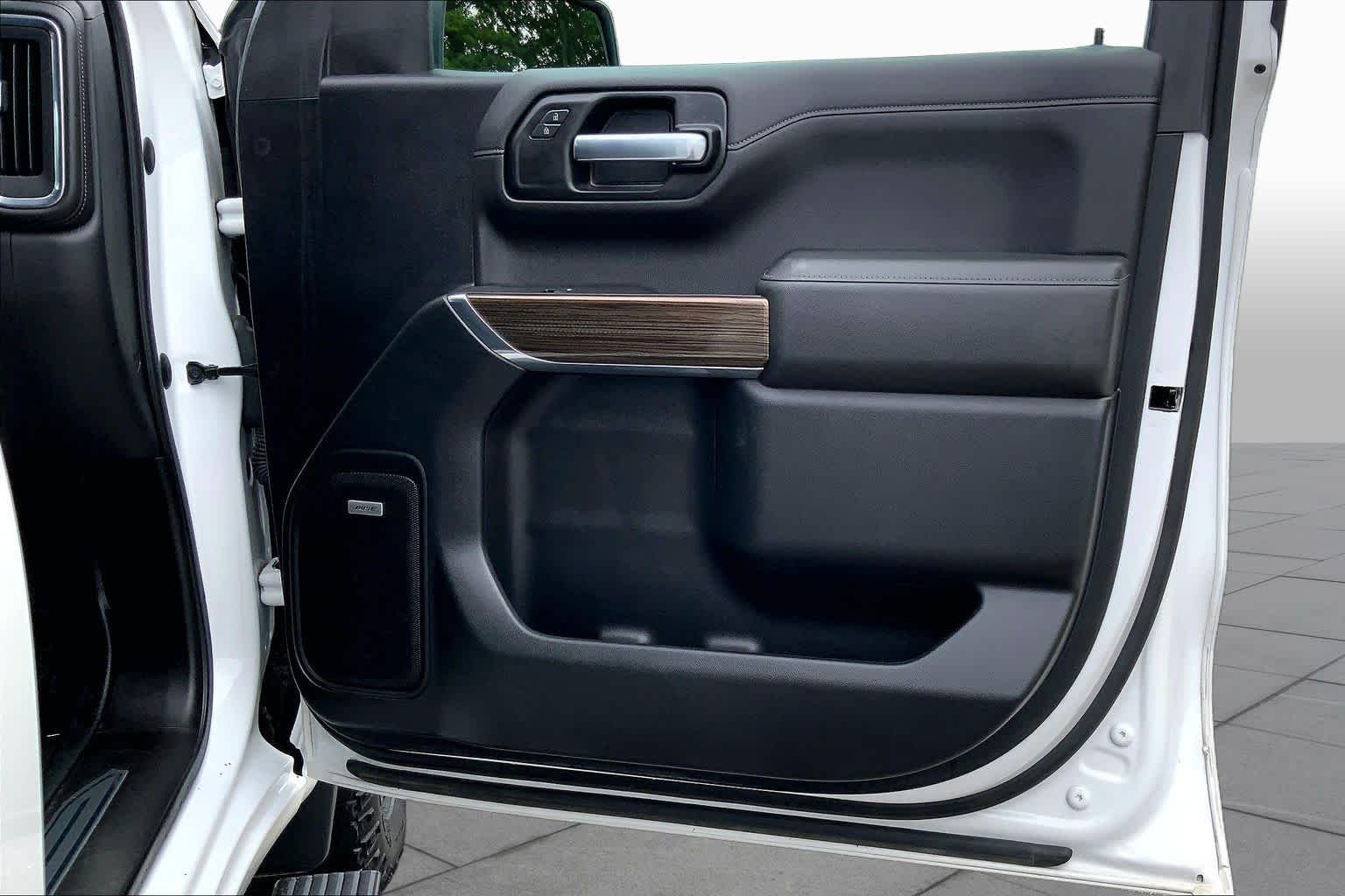 Used 2021 Summit White Chevrolet LT Trail Boss image 23