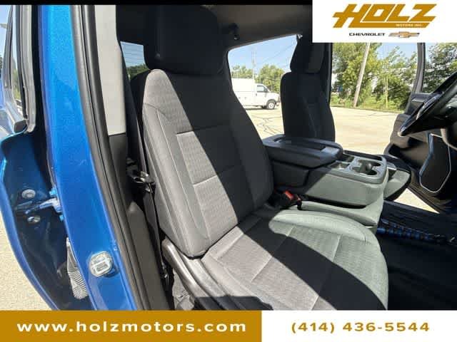 Certified Used 2022 Dynamic Blue Metallic GMC Elevation image 26
