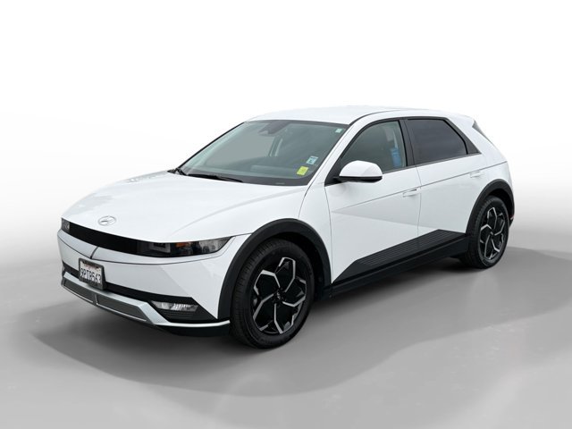 Certified Used 2024 White Hyundai SEL image 1