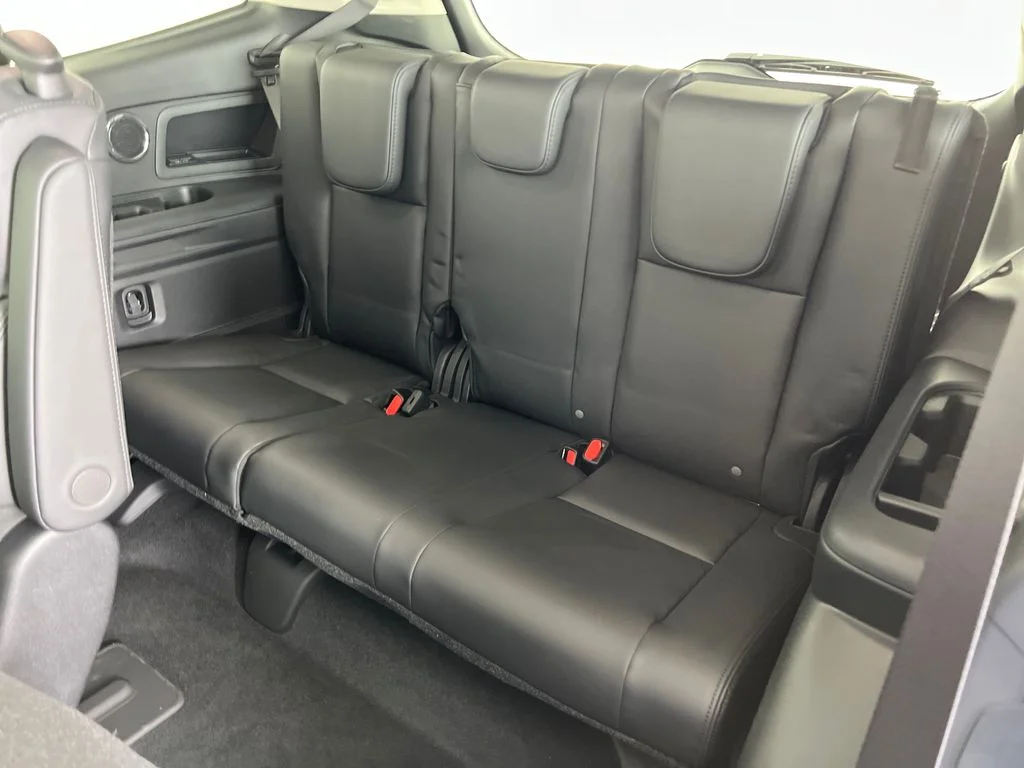 New 2026 ICE SILVER METALLIC Subaru Onyx Edition Touring 7-Passenger image 39