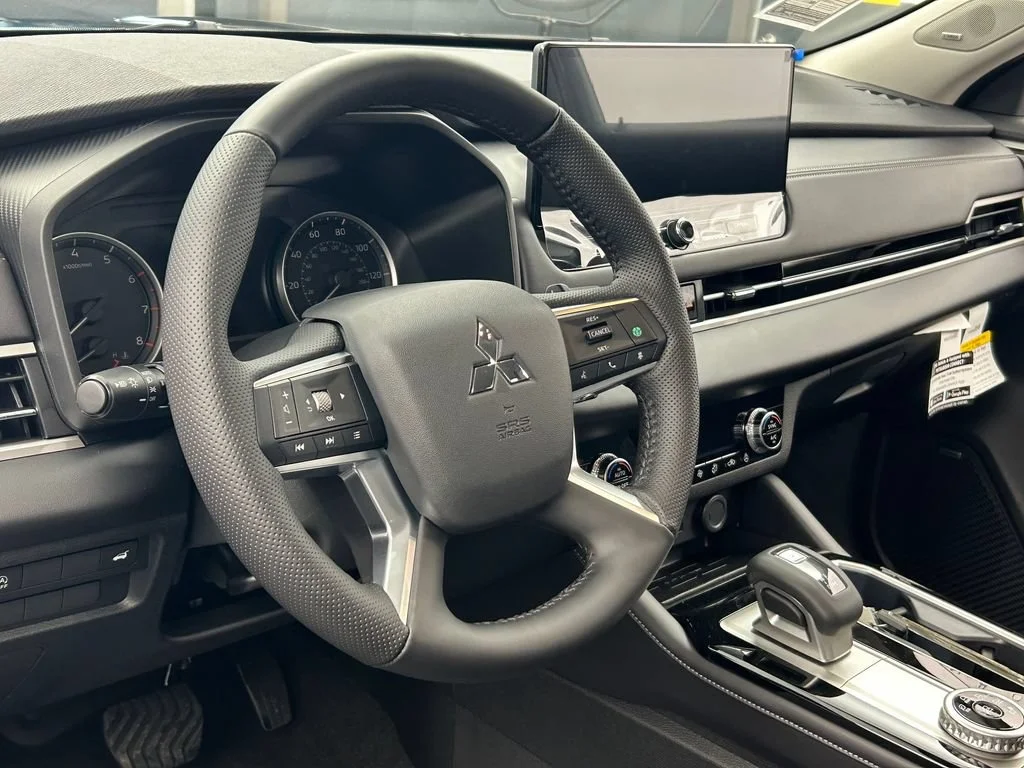 2026 Mitsubishi Outlander SE - Photo 51