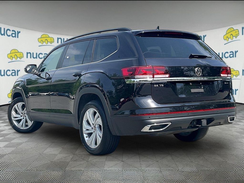 Used 2023 Black Volkswagen 3.6L V6 SE w/Technology image 4