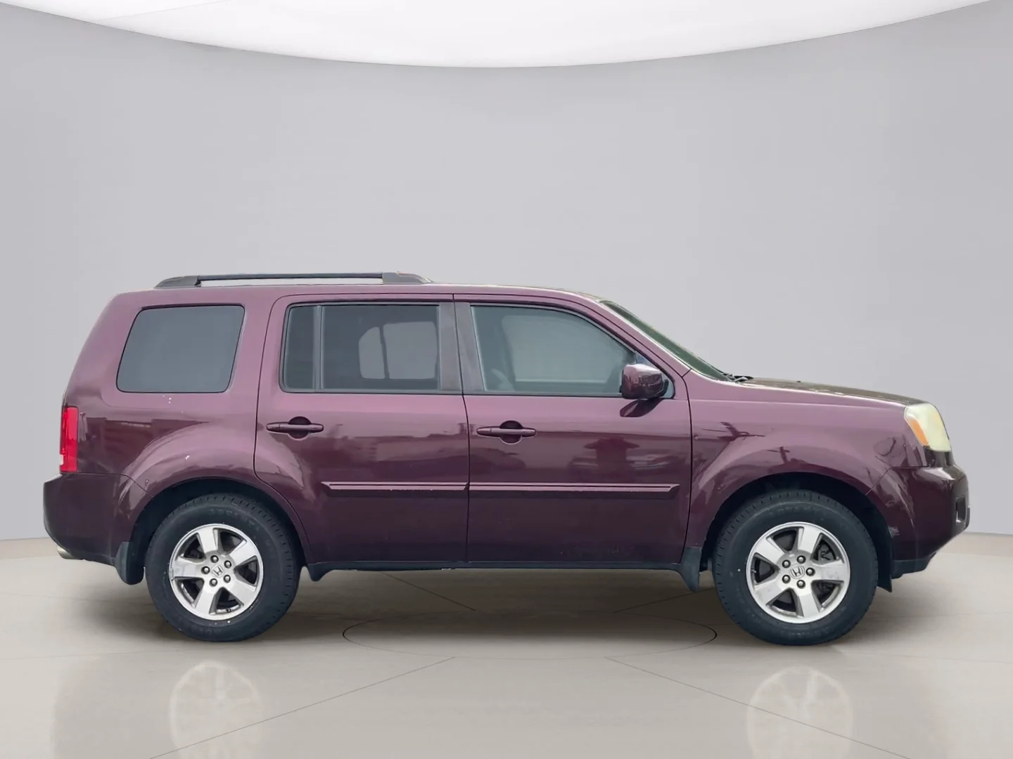 Used 2011 Burgundy Honda EX-L 4WD image 6