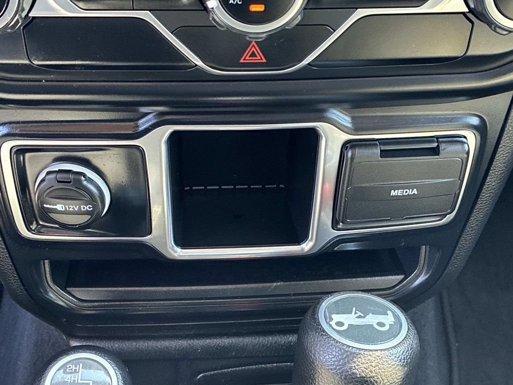 Used 2019 Red Jeep Unlimited Sport image 30