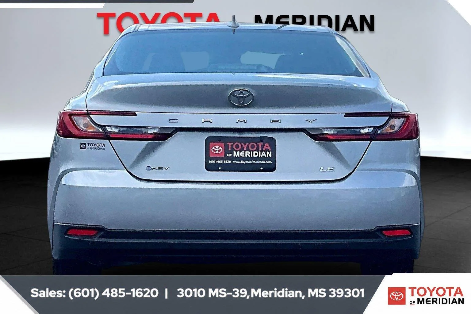 Used 2025 Celestial Silver Metallic Toyota LE (Natl) image 4