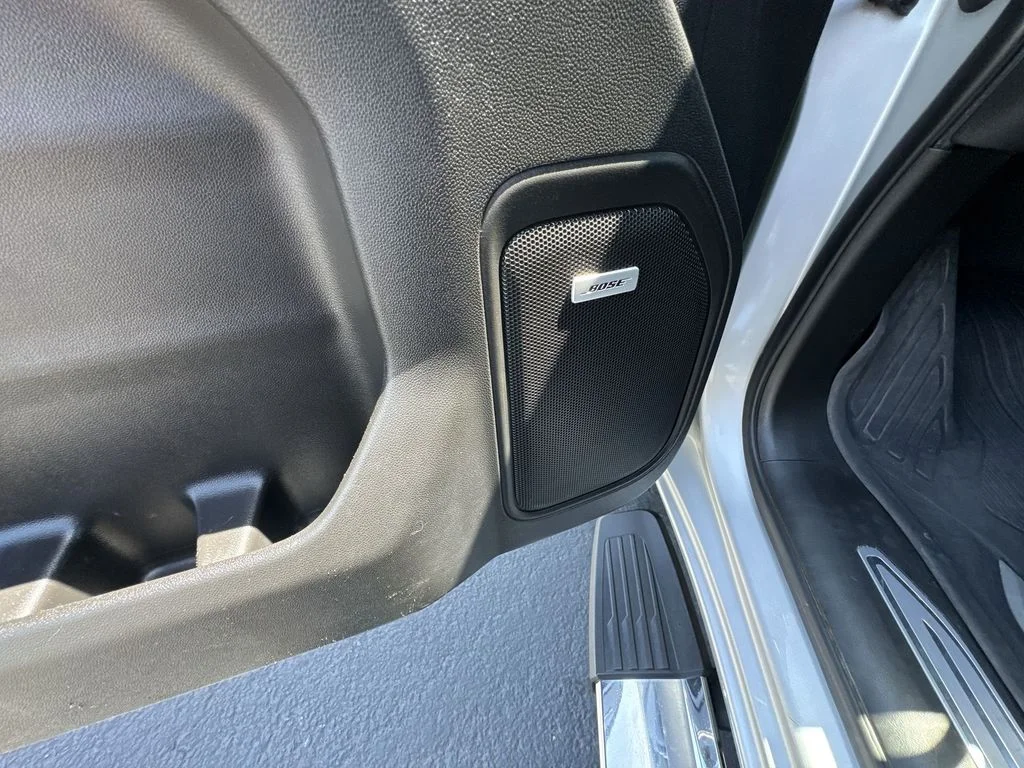 Used 2022 Silver GMC SLT image 25