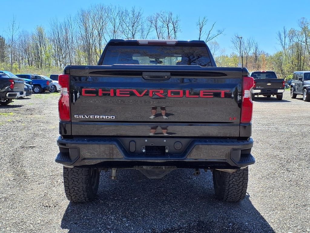 Used 2019 Black Chevrolet LT image 6