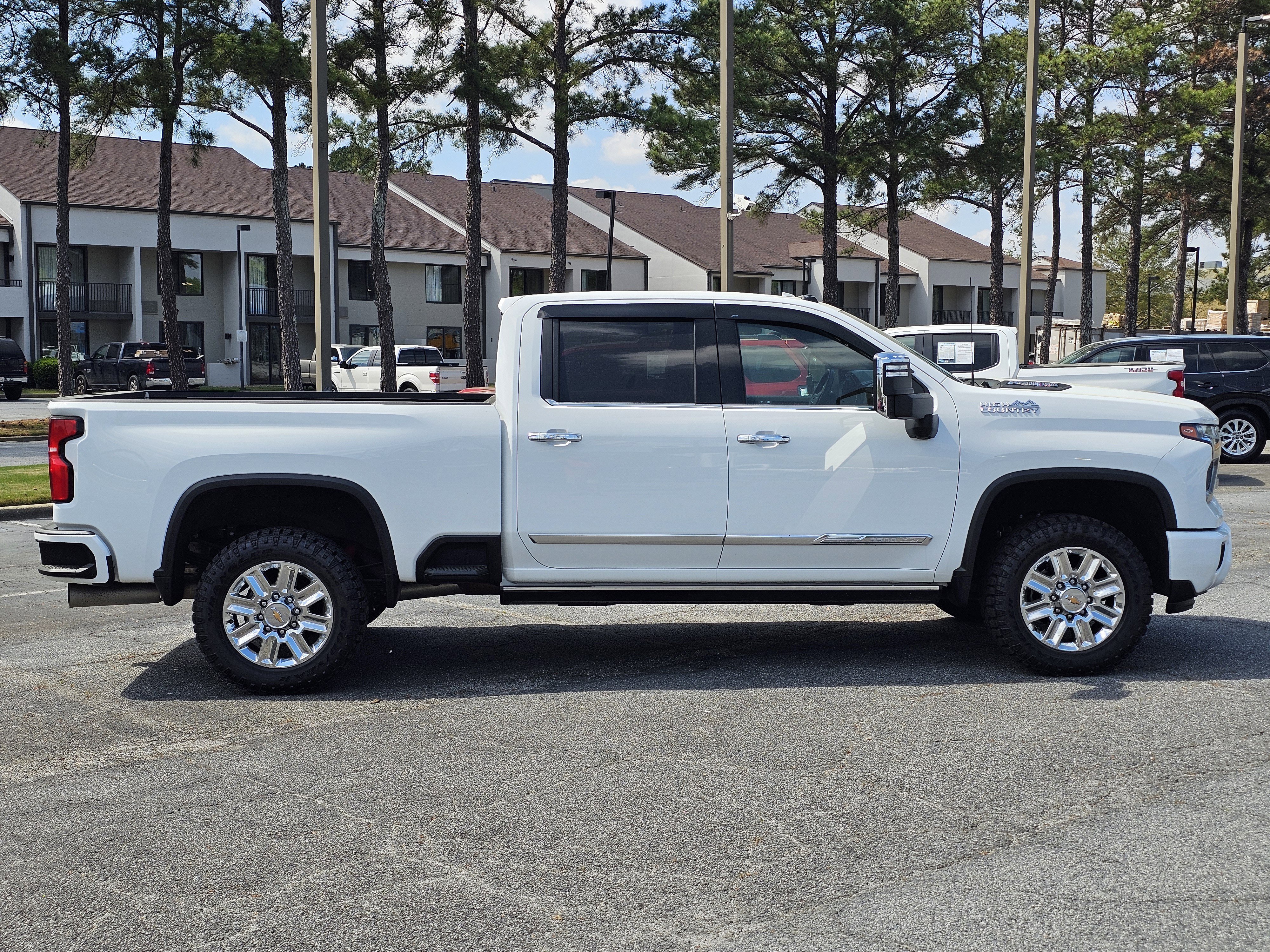 2024 Chevrolet Silverado 3500HD High Country - Photo 9