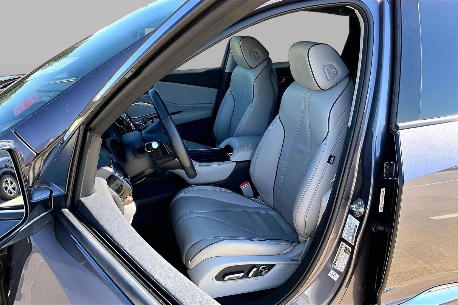 Used 2019 Modern Steel Metallic Acura w/Advance Pkg image 8
