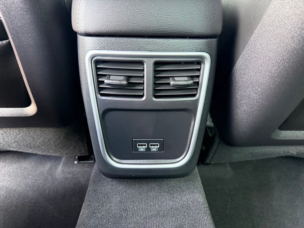 Used 2023 Go Mango! Dodge R/T Scat Pack image 16