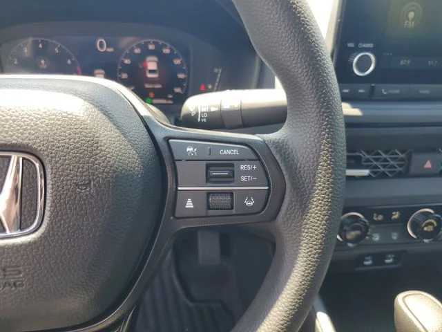 2025 Honda Accord SE - Photo 17