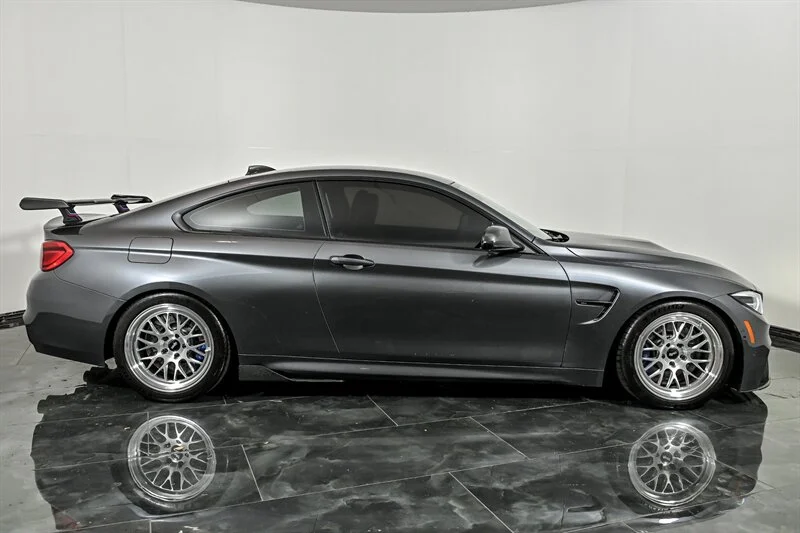 Used 2018 Mineral Grey Metallic BMW COMPETITION image 10