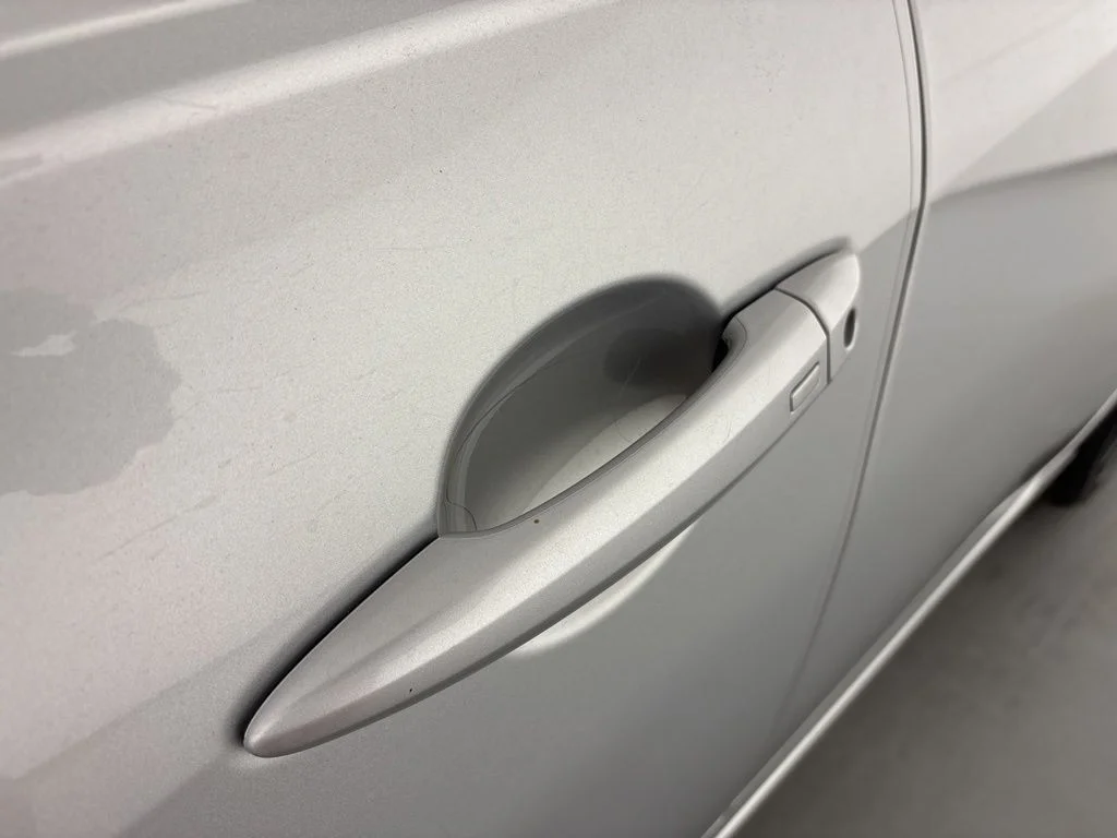 Used 2021 Silver Nissan 2.5 SR image 12