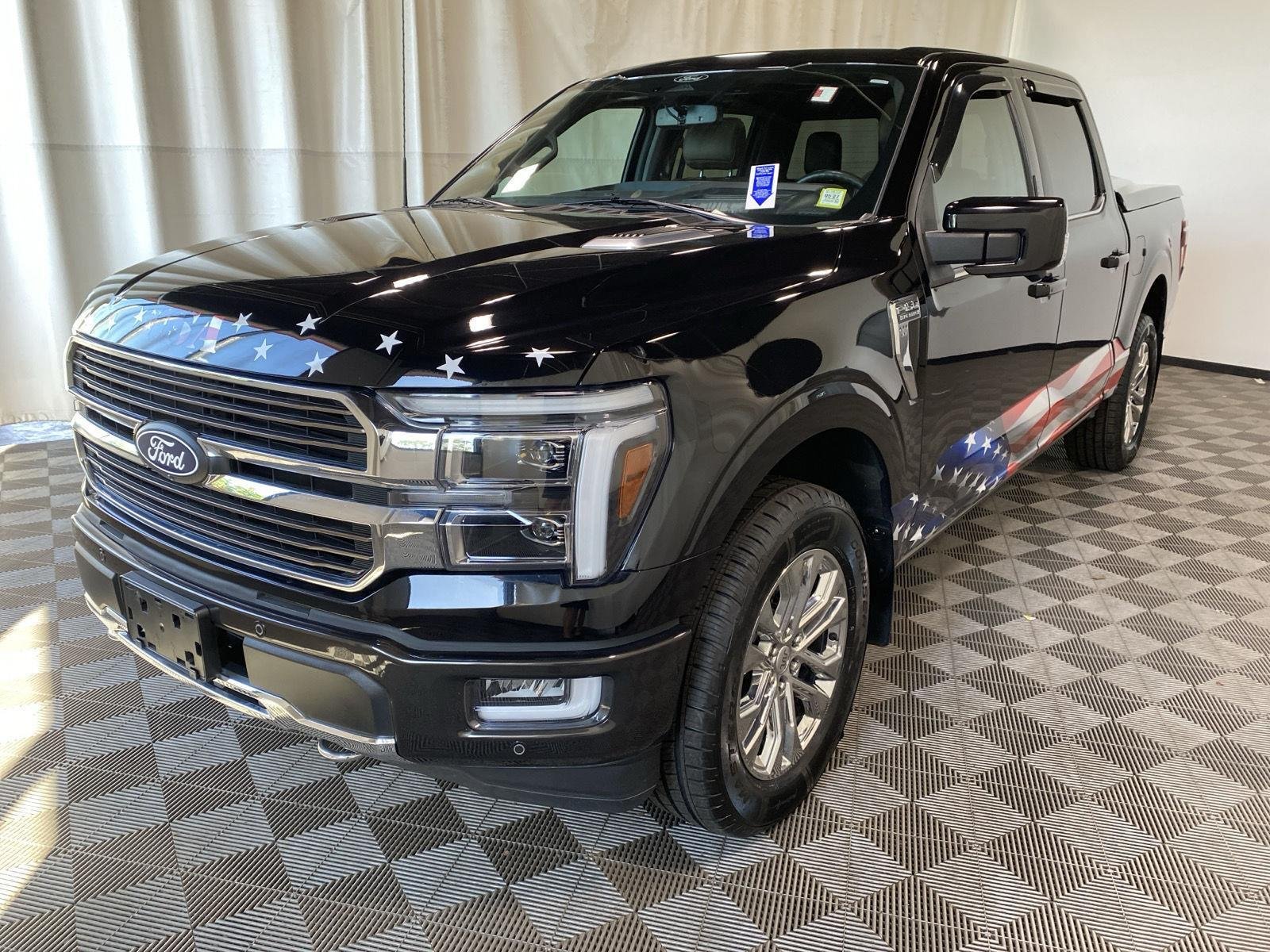 Used 2024 Black Metallic Ford King Ranch image 5