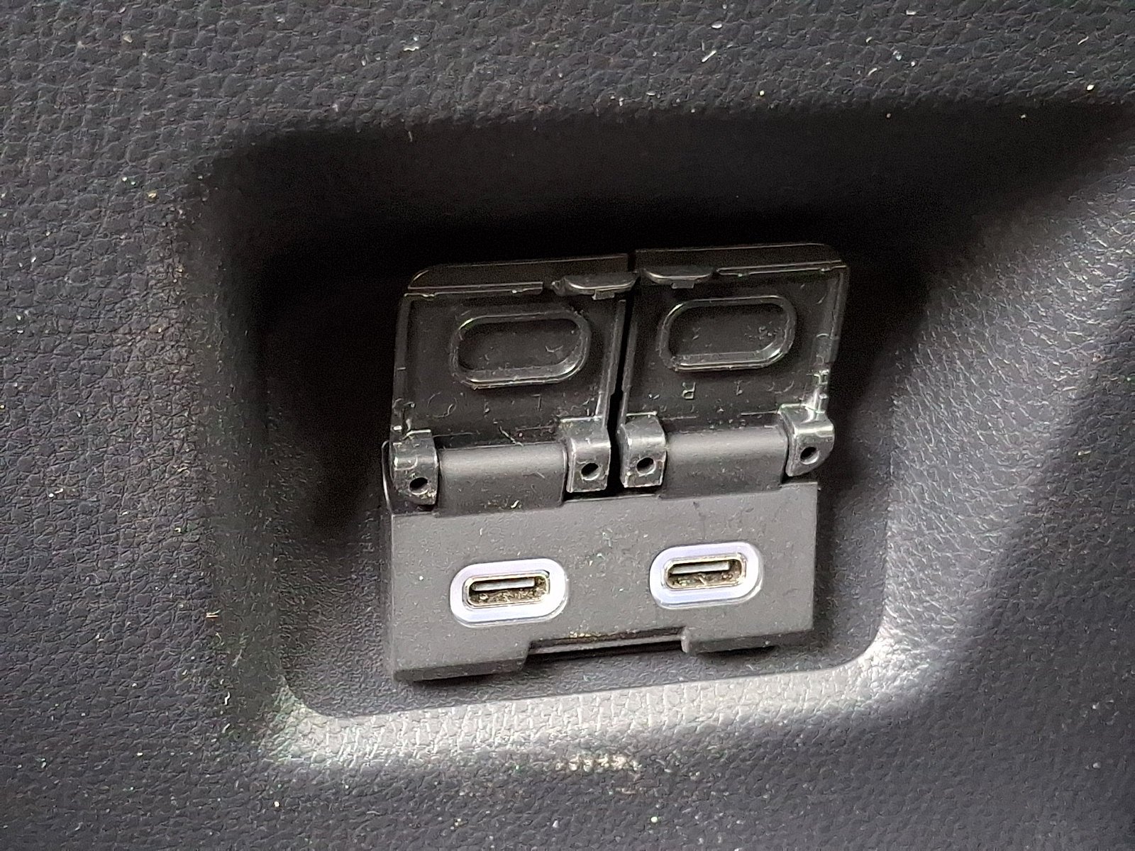 Used 2025 Midnight Black Metallic   218 Toyota Hybrid XLE image 10