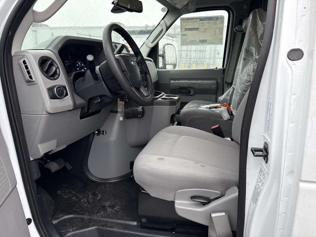 New 2027 Oxford White Ford E-350 SRW image 5