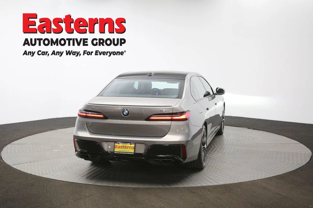 Used 2023 Gray BMW 760i xDrive image 43