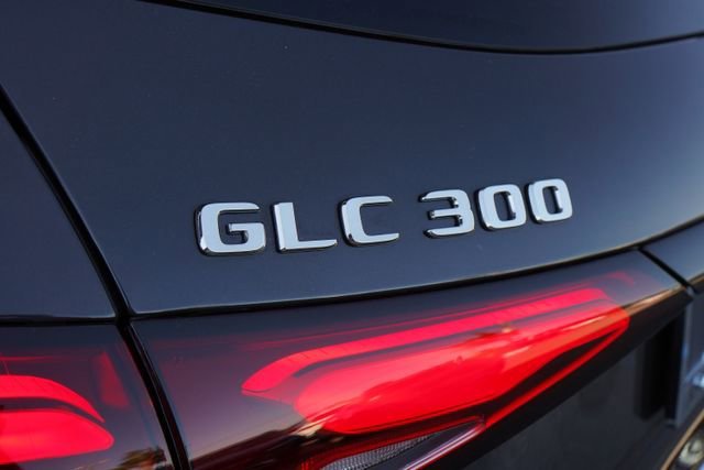 New 2026 Graphite Grey Metallic Mercedes-Benz GLC 300 image 41