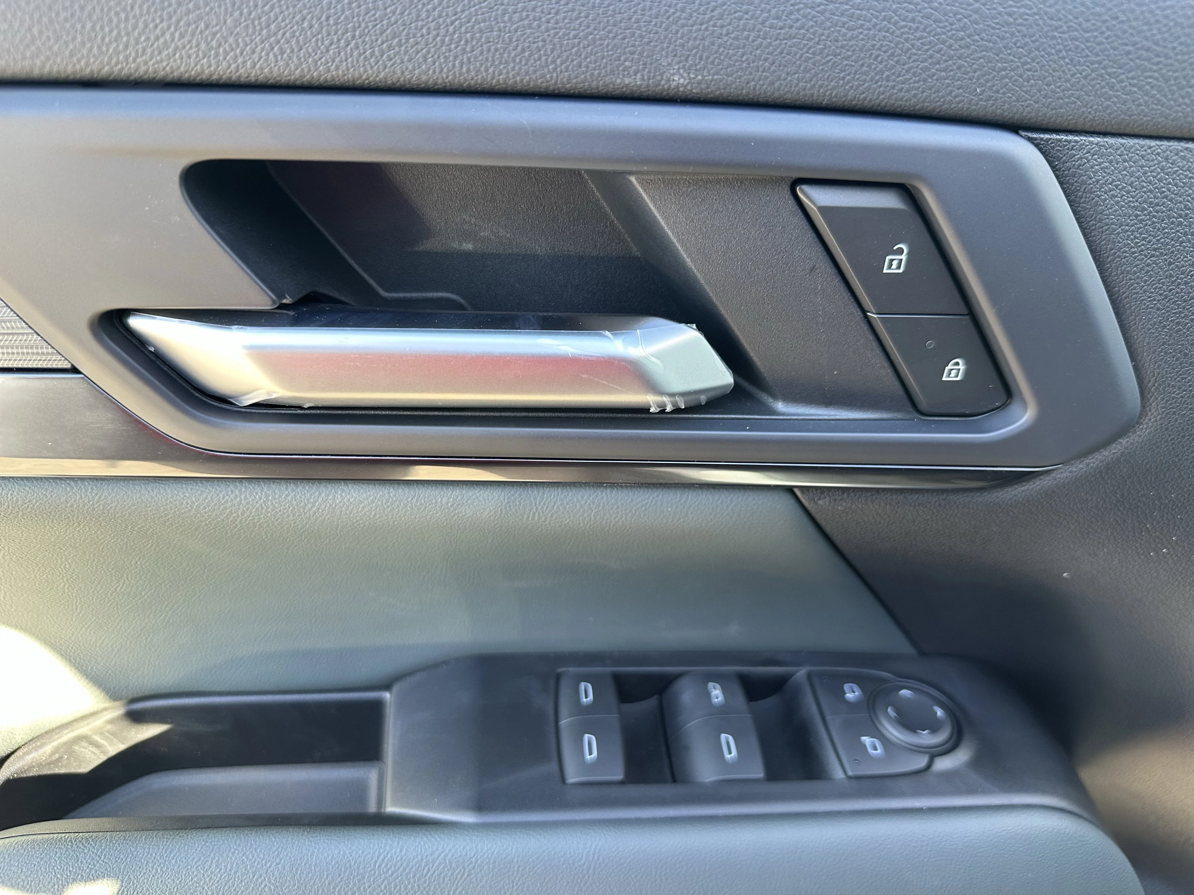 New 2026 Summit White GMC AWD AT4 image 8