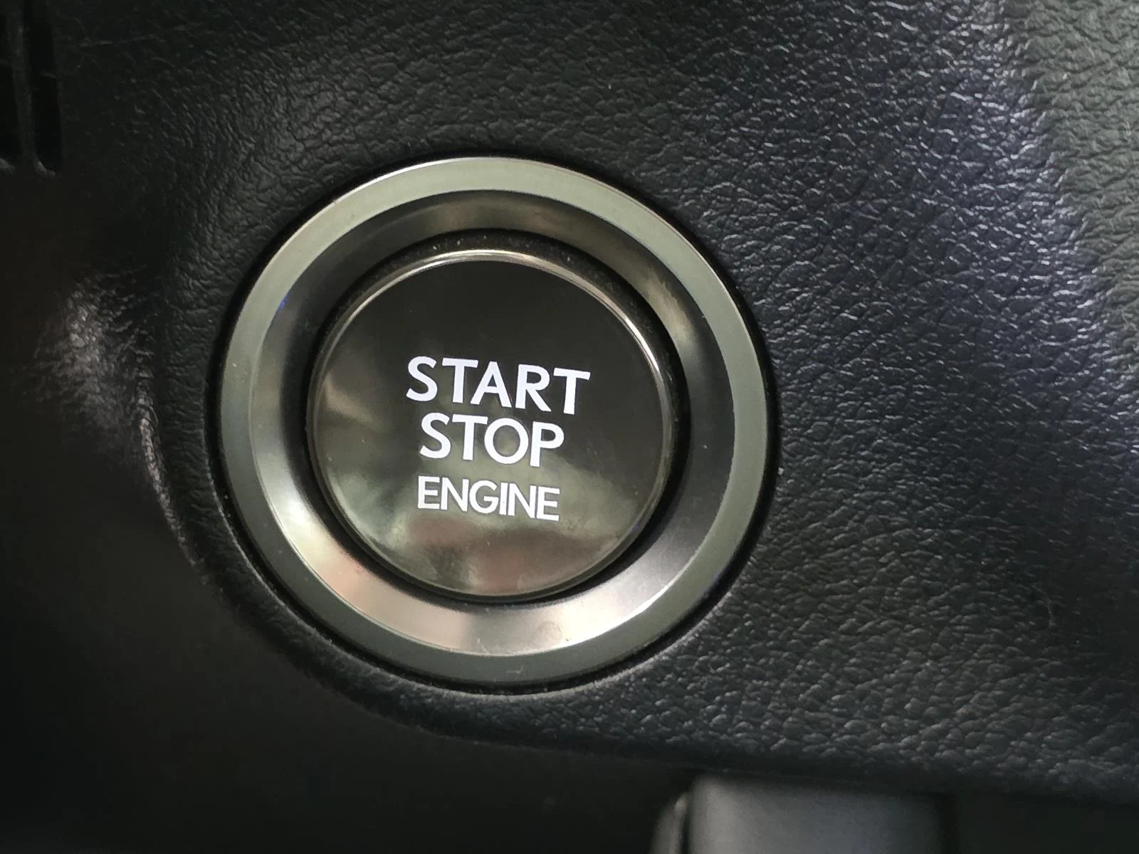Used 2020 White Pearl Lexus 350L image 22
