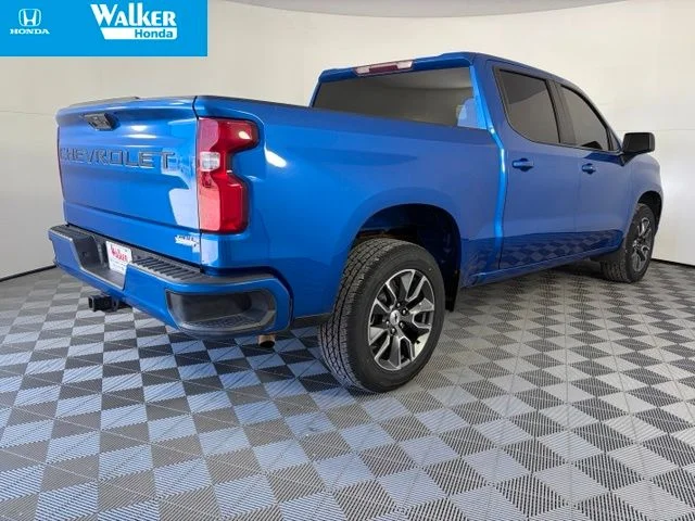 Used 2023 Blue Chevrolet RST image 6