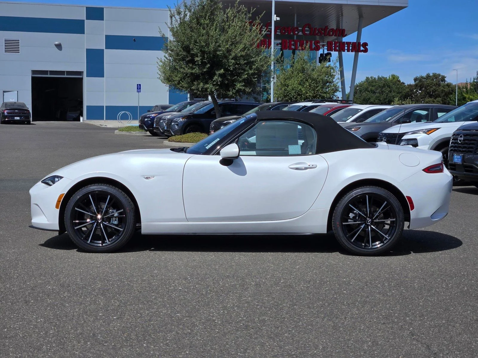 New 2026 Snowflake White Pearl Mica Mazda Grand Touring image 27
