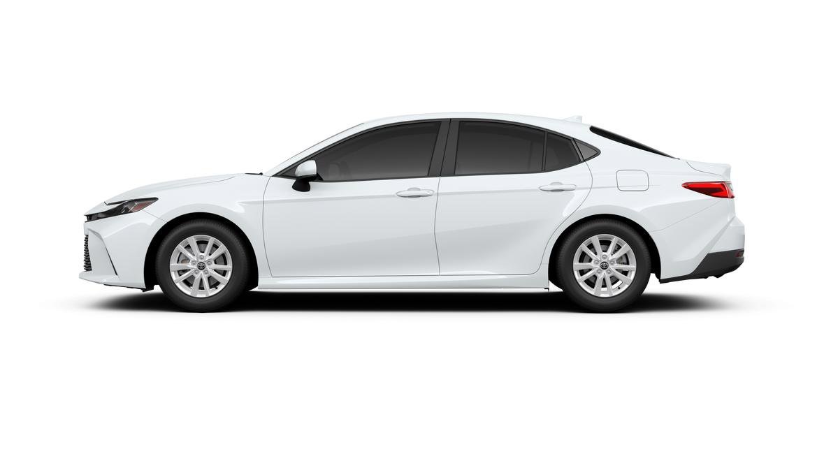 New 2026 Ice Cap Toyota LE image 47