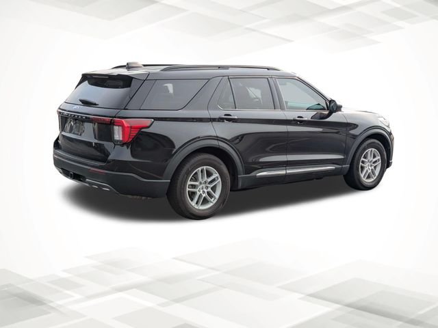 Used 2025 Black Ford Active image 4