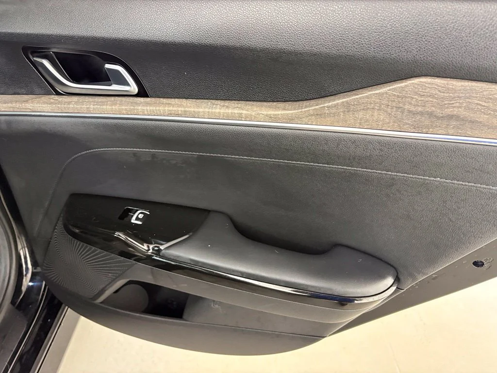 Used 2024 Ebony Black Kia EX image 38