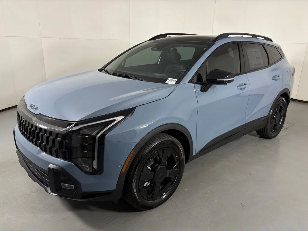 New 2027 Heritage Blue Kia X-Line Prestige image 4