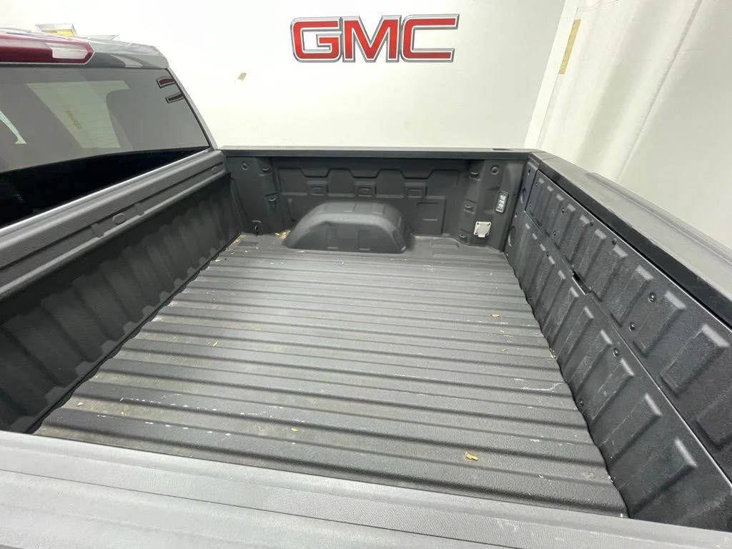 Used 2023 Silver GMC SLT image 8
